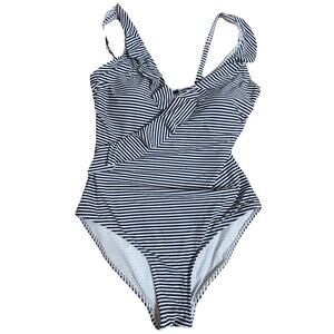 NIP TUCK Women’s One Piece Navy+White Striped Bathing Suit Multi Fit Cup Size 6
